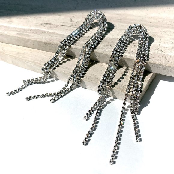 NEW~ Anthropologie Amber Sceats "Rounded Out" Crystal fringe Earrings - Picture 4 of 8